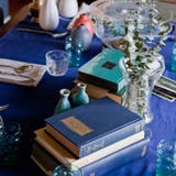 en Book Club Brunch: Setting a Book-Themed Table