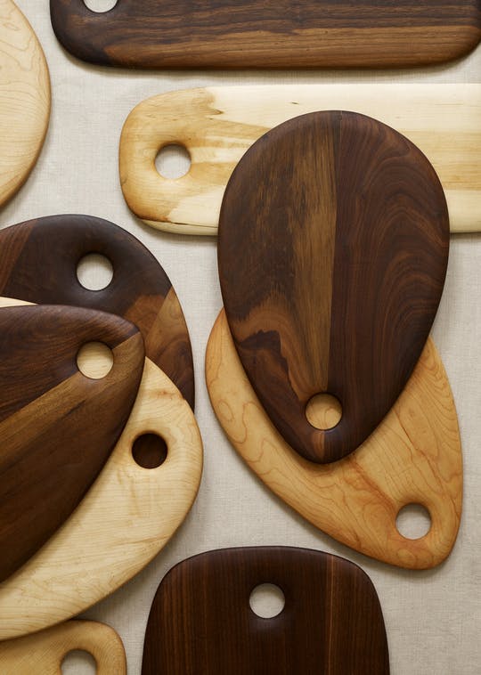 Solide Walnut Wood Board from Dominik Woods